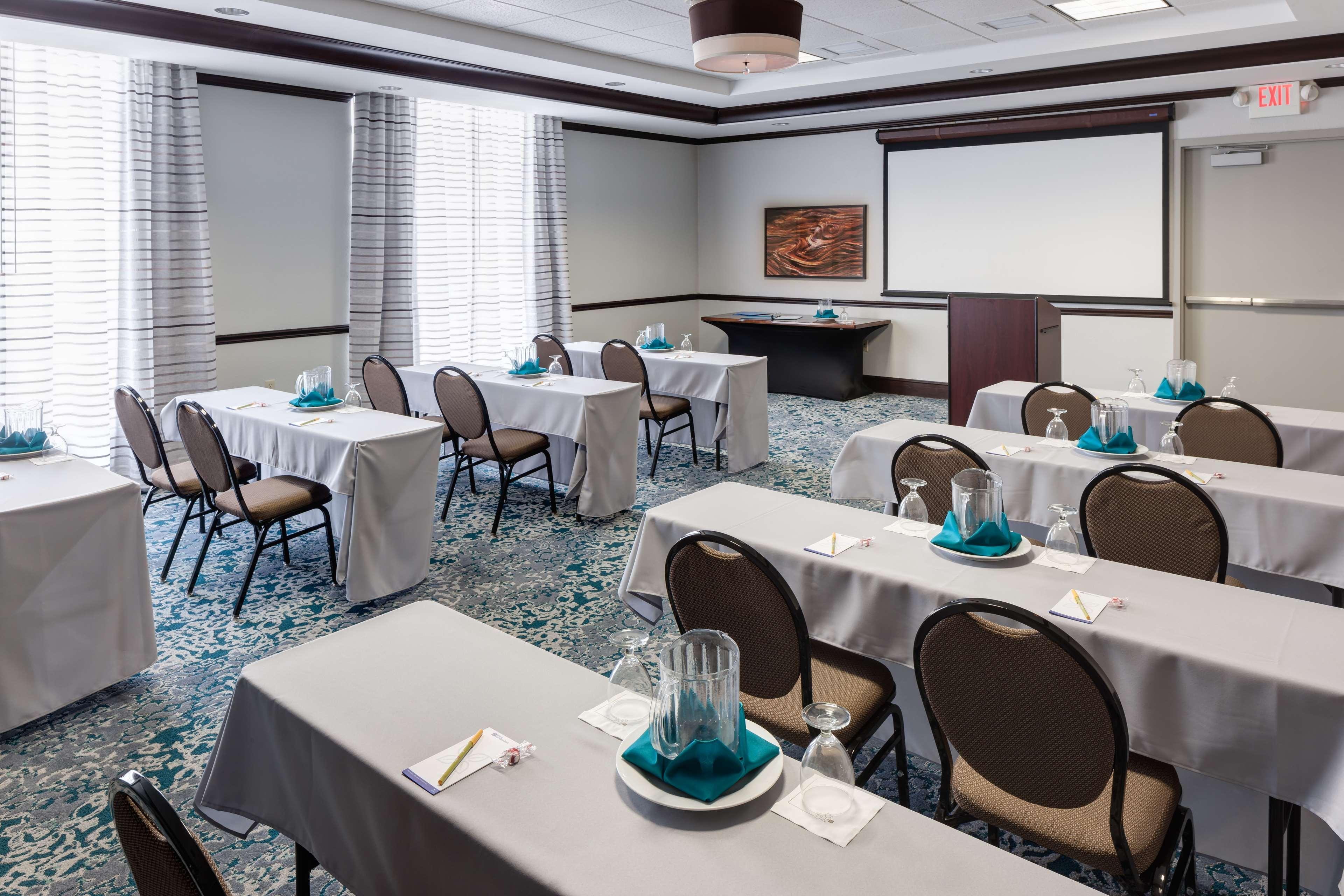 Hilton Garden Inn Cincinnati/Mason Bagian luar foto