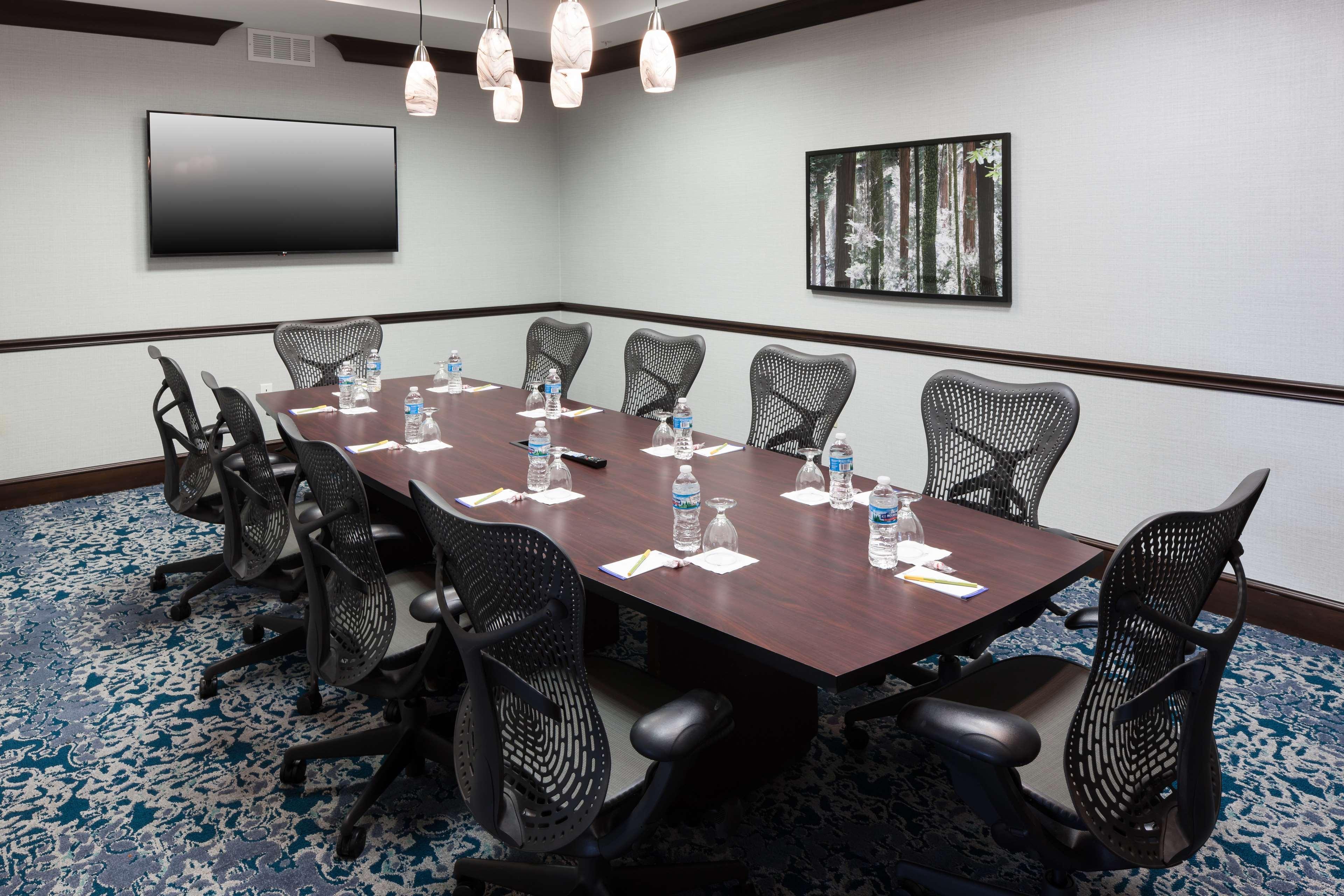 Hilton Garden Inn Cincinnati/Mason Bagian luar foto