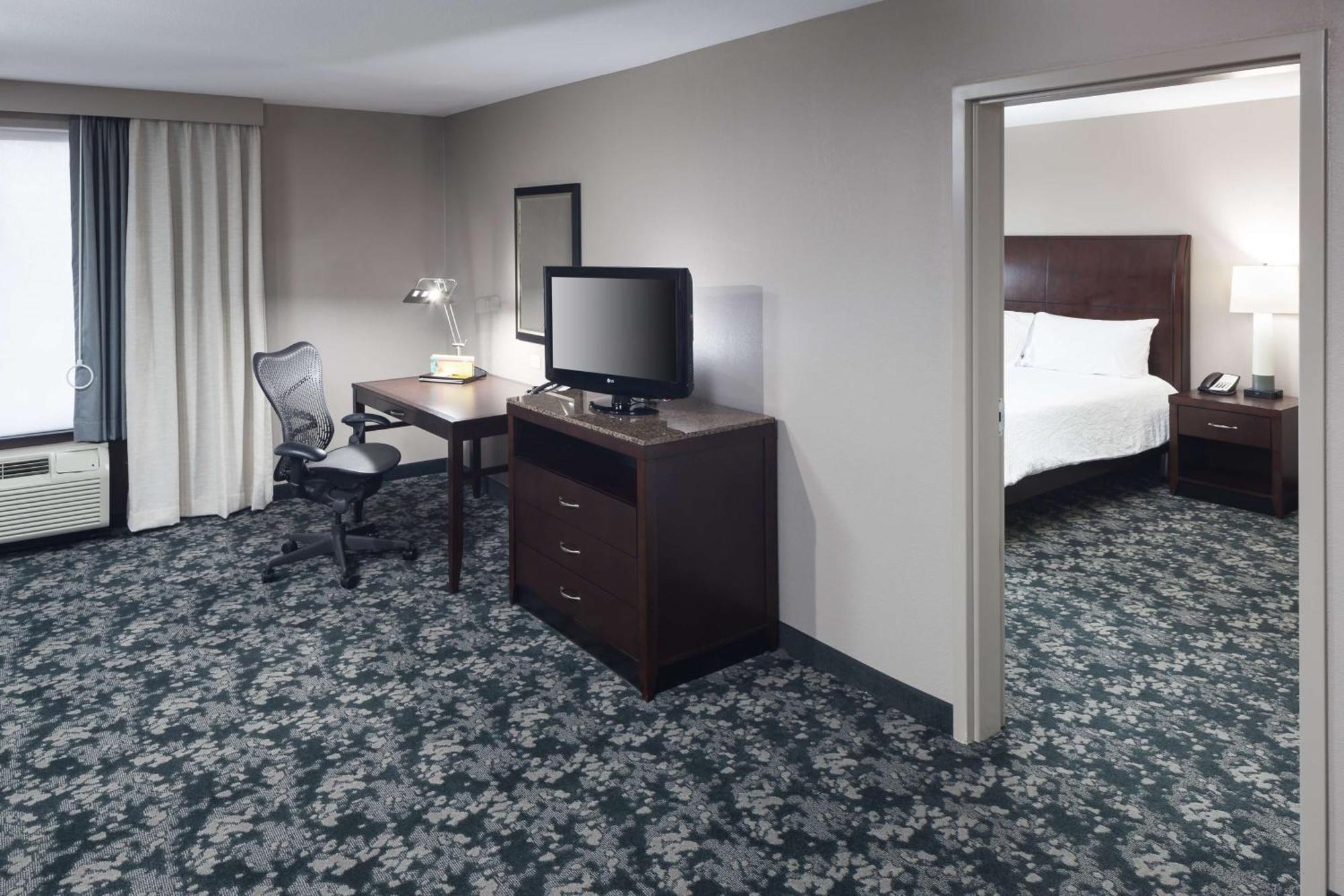 Hilton Garden Inn Cincinnati/Mason Bagian luar foto