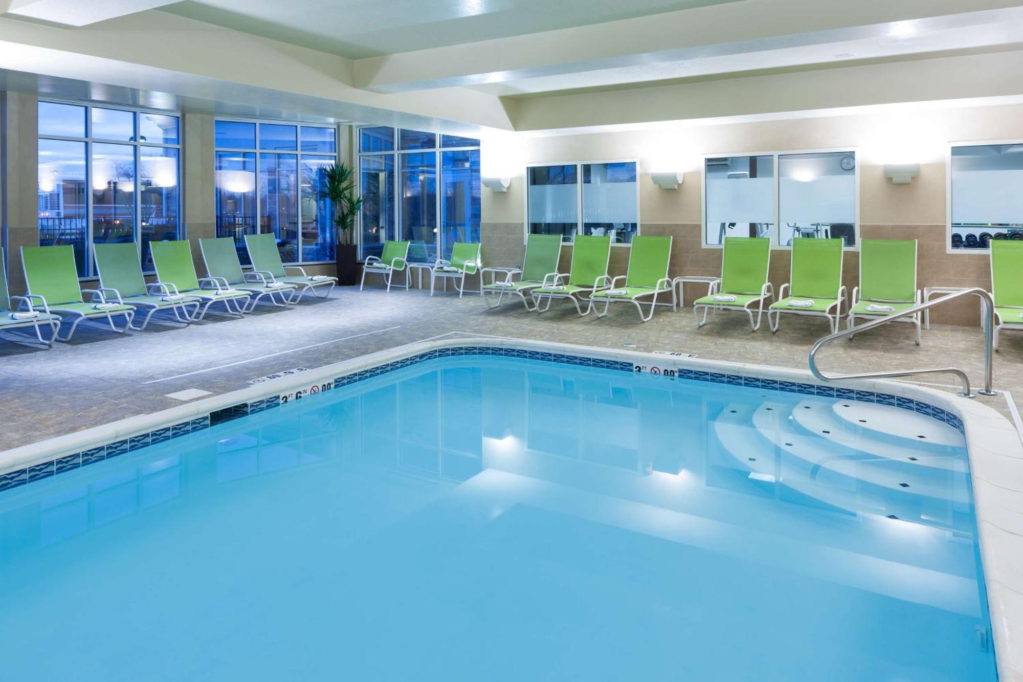 Hilton Garden Inn Cincinnati/Mason Bagian luar foto